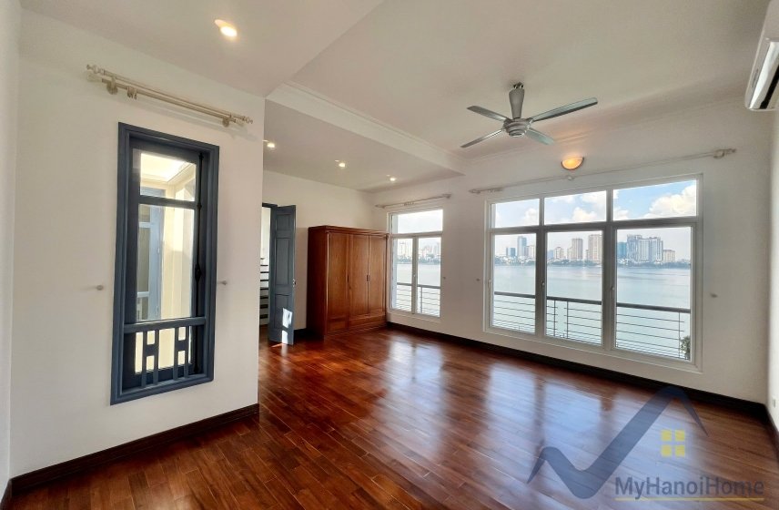 4 bedrooms Villa in Tay Ho, Ha Noi, Vietnam No. 26478