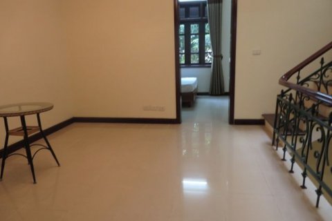 4 bedrooms Apartment in Tay Ho, Ha Noi,  No. 6578 9