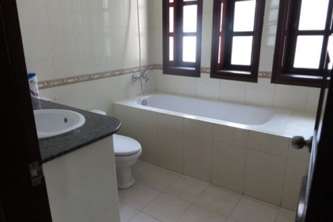4 bedrooms Apartment in Tay Ho, Ha Noi,  No. 6578 10