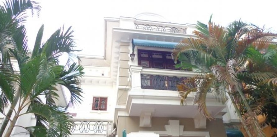 4 bedrooms Apartment in Tay Ho, Ha Noi,  No. 6578
