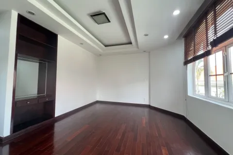 5 bedrooms House in Thu Duc, Ho Chi Minh,  No. 27523 11