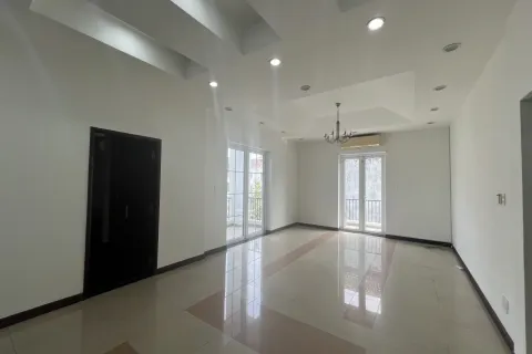 5 bedrooms House in Thu Duc, Ho Chi Minh,  No. 27523 8