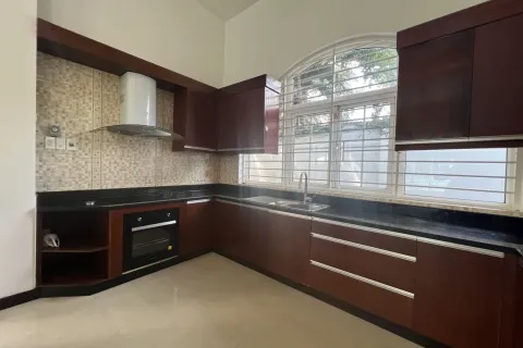 5 bedrooms House in Thu Duc, Ho Chi Minh,  No. 27523 10