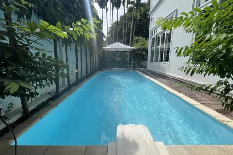 5 bedrooms House in Thu Duc, Ho Chi Minh,  No. 27523 9