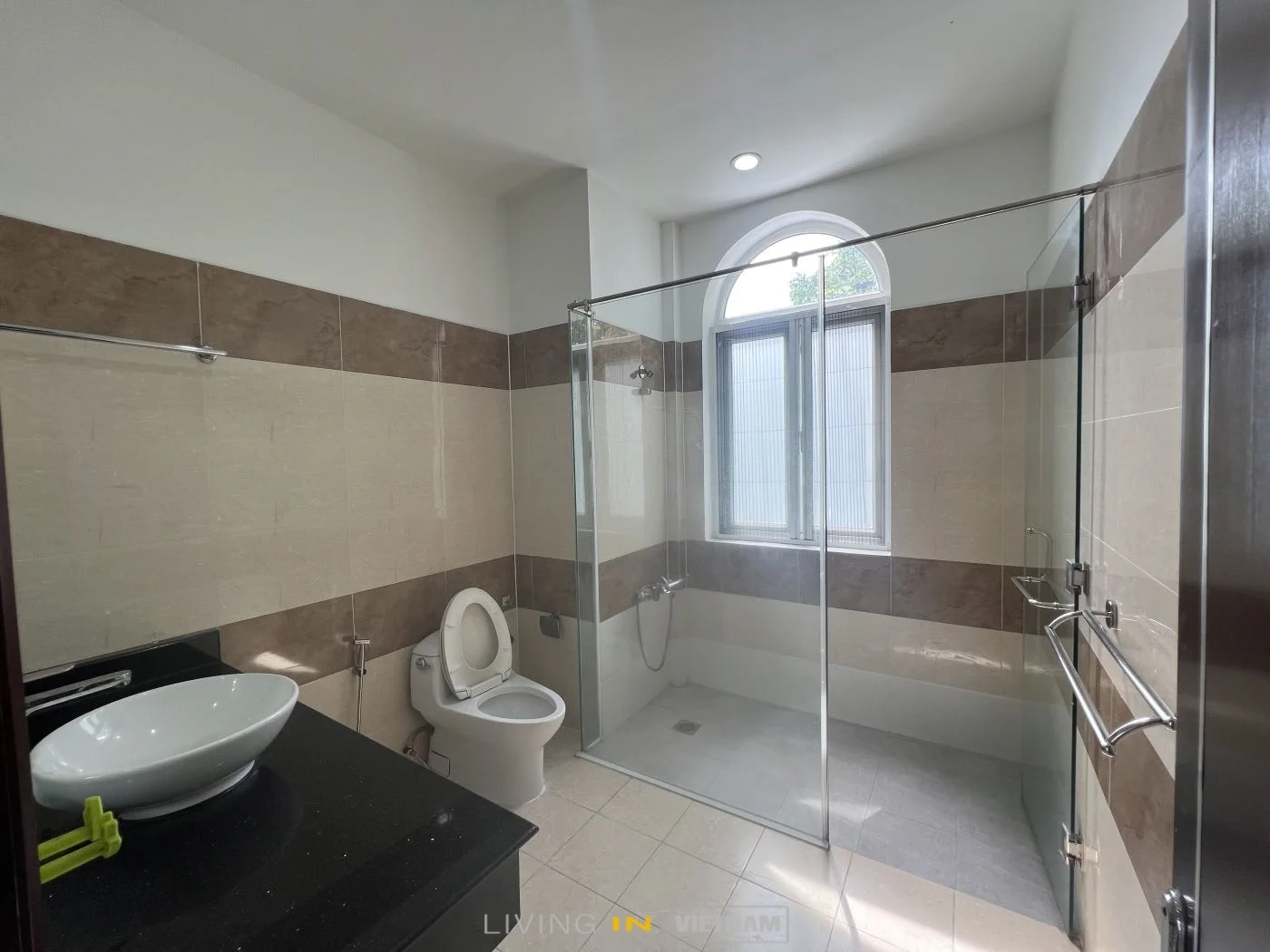 5 bedrooms House in Thu Duc, Ho Chi Minh, Vietnam No. 27523