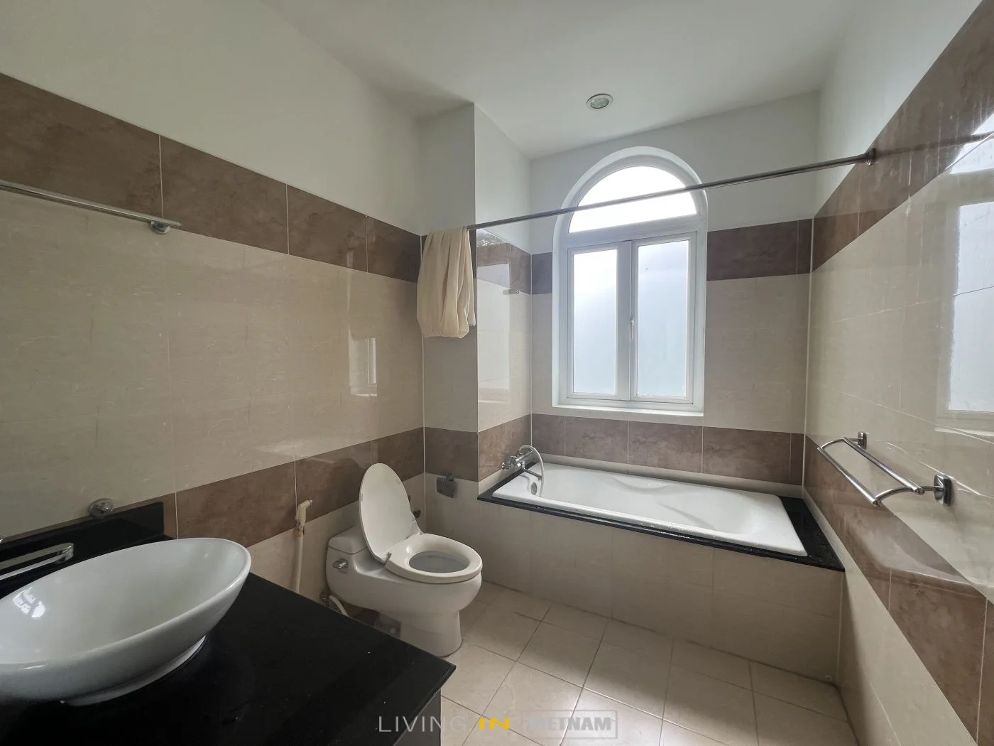 5 bedrooms House in Thu Duc, Ho Chi Minh, Vietnam No. 27523