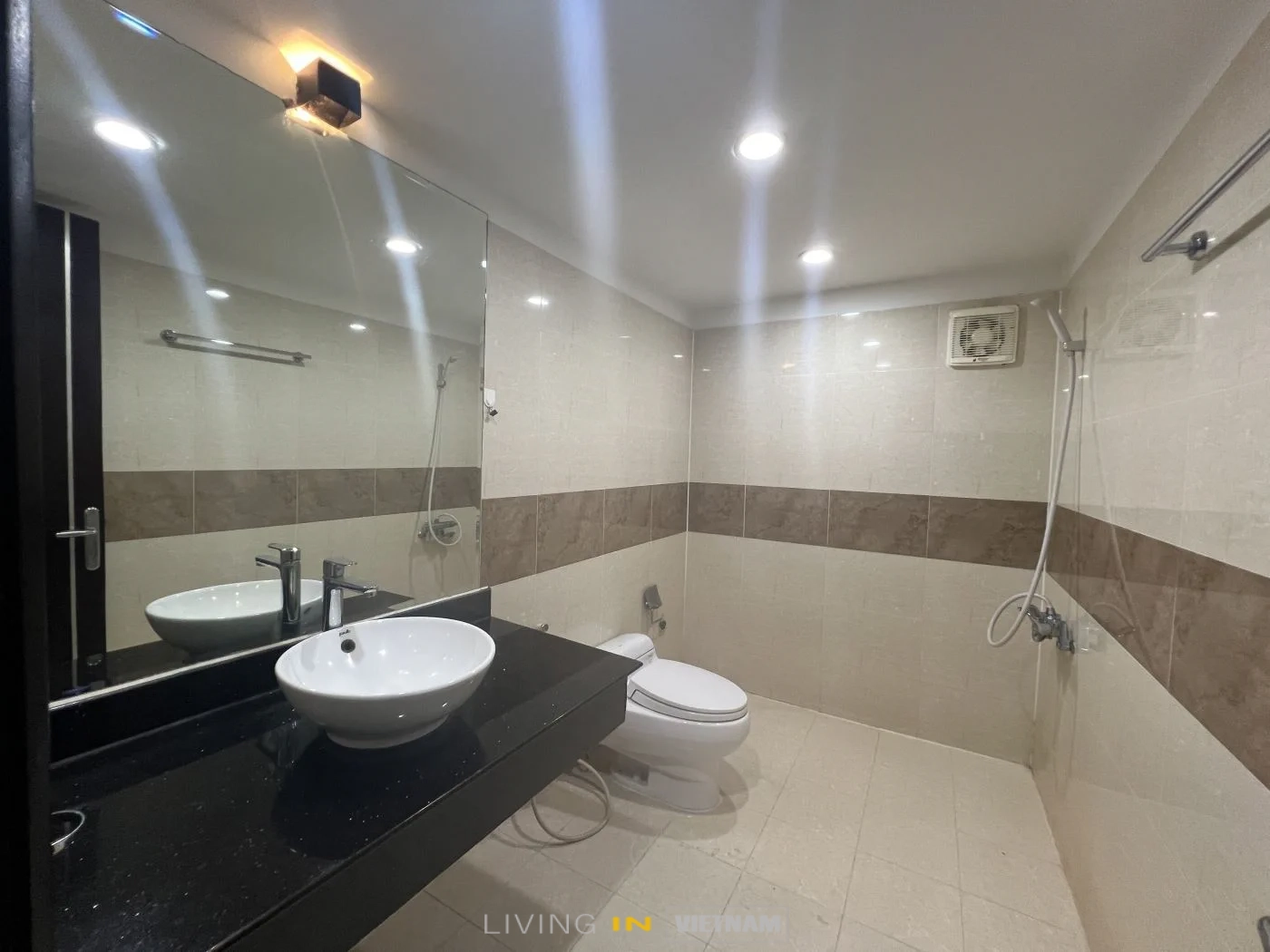 5 bedrooms House in Thu Duc, Ho Chi Minh, Vietnam No. 27523