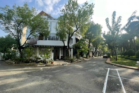 Studio Townhouse in District 7, Ho Chi Minh,  No. 9577