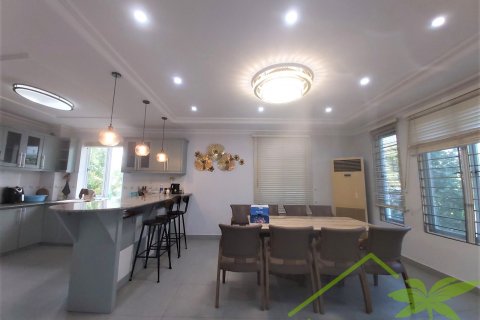 3 bedrooms Villa in Nha Trang, No. 28359 9