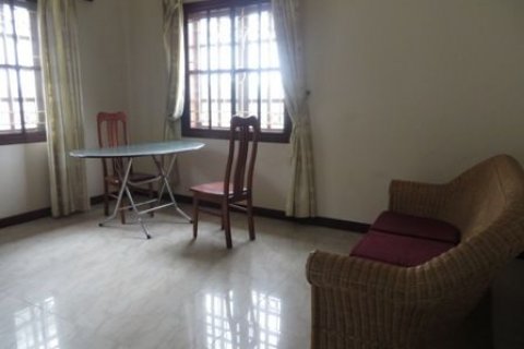 4 bedrooms Villa in Tay Ho, Ha Noi, No. 9535 29