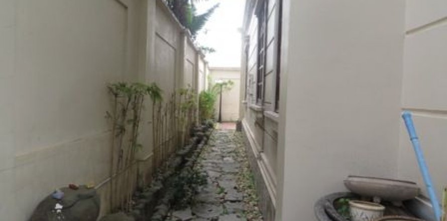 4 bedrooms Villa in Tay Ho, Ha Noi, No. 9535