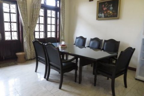 4 bedrooms Villa in Tay Ho, Ha Noi, No. 9535 9