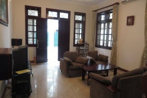 4 bedrooms Villa in Tay Ho, Ha Noi, No. 9535 7