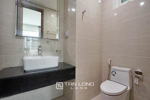 Квартира с 3 спальнями в Тэйхо, Ханой ,  № 2575 11