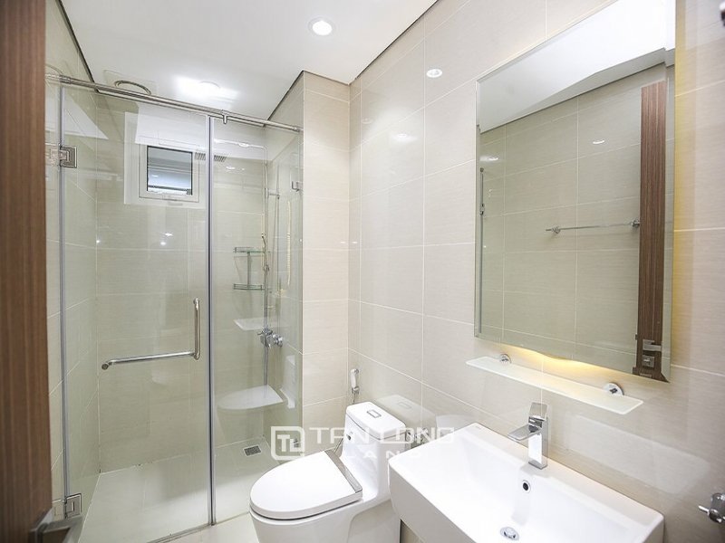 3 bedrooms Apartment in Tay Ho, Ha Noi, Vietnam No. 2372