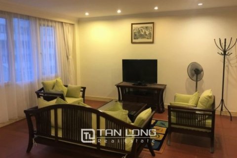 2 bedrooms Apartment in Hai Ba Trung, Ha Noi, No. 3718 2