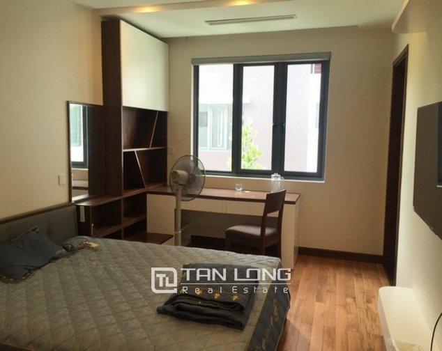 4 bedrooms Villa in Long Bien, Ha Noi, Vietnam No. 3724
