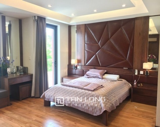 4 bedrooms Villa in Long Bien, Ha Noi, Vietnam No. 3724