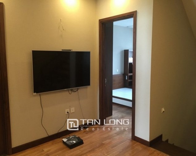 4 bedrooms Villa in Long Bien, Ha Noi, Vietnam No. 3724