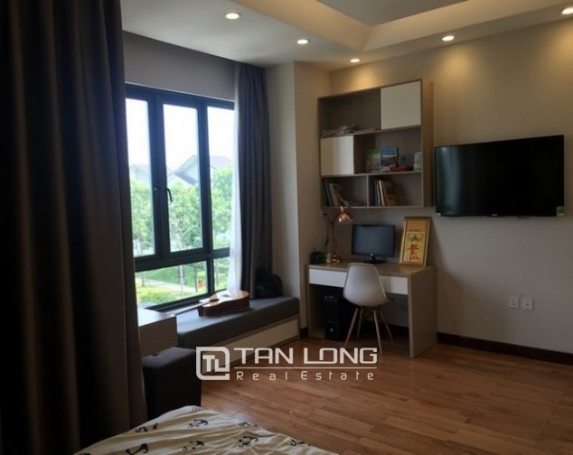 4 bedrooms Villa in Long Bien, Ha Noi, Vietnam No. 3724