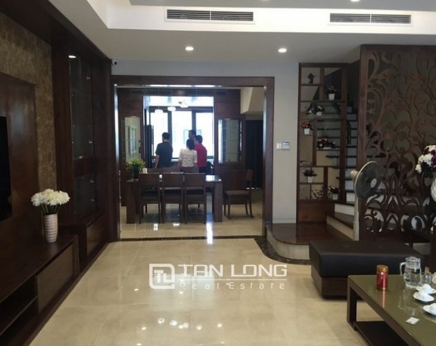 4 bedrooms Villa in Long Bien, Ha Noi, Vietnam No. 3724