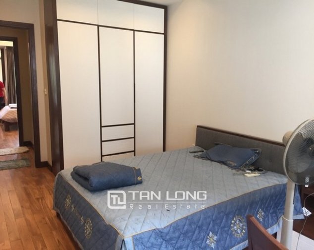 4 bedrooms Villa in Long Bien, Ha Noi, Vietnam No. 3724