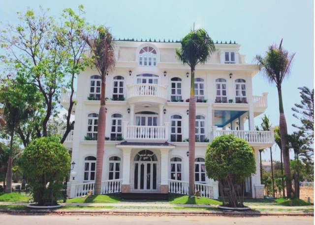 7 bedrooms Villa in Nha Trang, Vietnam No. 17078