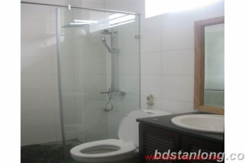 Дом с 4 спальнями в Тэйхо, Ханой ,  № 8749 6