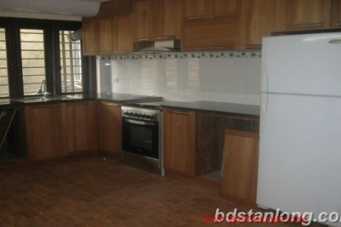Дом с 4 спальнями в Тэйхо, Ханой ,  № 8749 5