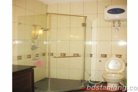 4 bedrooms House in Tay Ho, Ha Noi, No. 8748 9