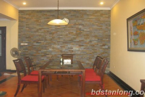 4 bedrooms House in Tay Ho, Ha Noi, No. 8748 8