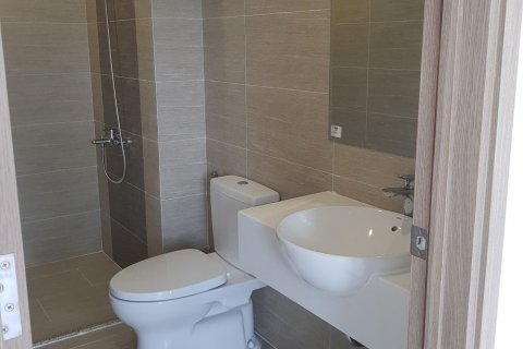 Квартира с 2 спальнями в Тхудык, Хошимин , № 21029 6
