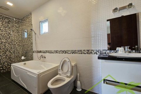 5 bedrooms Villa in Nha Trang, No. 28193 10