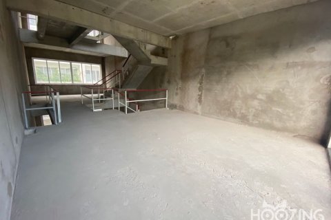 Магазин с 1 комнатой в Биньтянь, Хошимин ,  № 23026 2