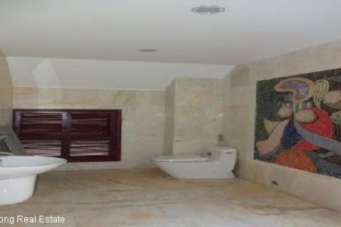 4 bedrooms Villa in Tay Ho, Ha Noi,  No. 6469 25
