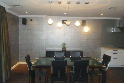 Квартира с 2 спальнями в Хоанкьем, Ханой , № 6474 6