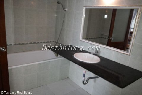 3 bedrooms Apartment in Cau Giay, Ha Noi,  No. 8012 5