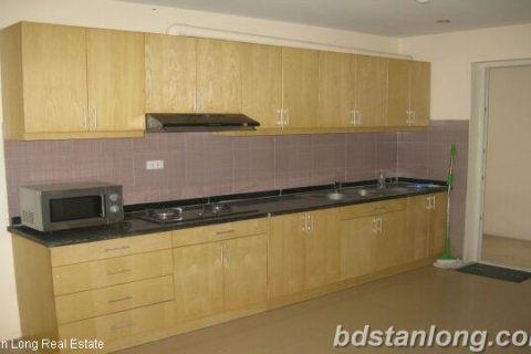 3 bedrooms Apartment in Dong Da, Ha Noi,  No. 8013 4
