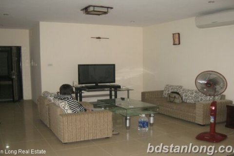 3 bedrooms Apartment in Dong Da, Ha Noi,  No. 8013 2