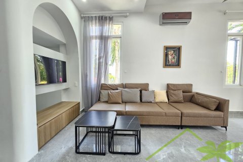 4 bedrooms Villa in Nha Trang, No. 28299 8