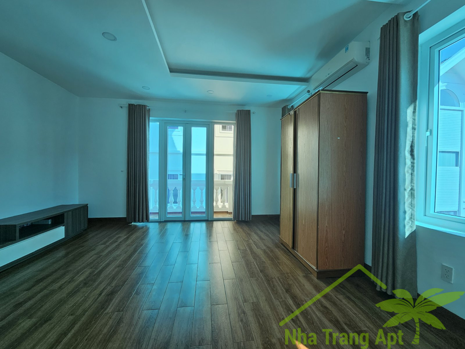 5 bedrooms Villa in Nha Trang, Vietnam No. 28223