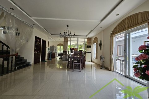 6 bedrooms Villa in Nha Trang, No. 28221 3
