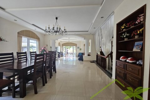 6 bedrooms Villa in Nha Trang, No. 28221 7