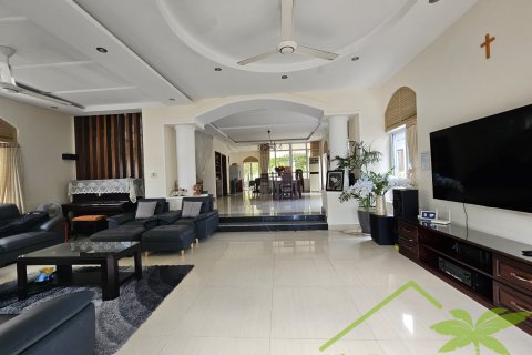 6 bedrooms Villa in Nha Trang, No. 28221