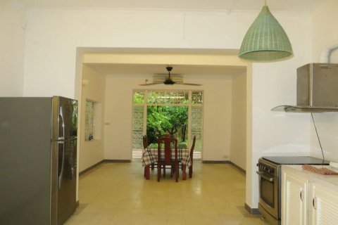 4 bedrooms Villa in Tay Ho, Ha Noi, No. 20395
