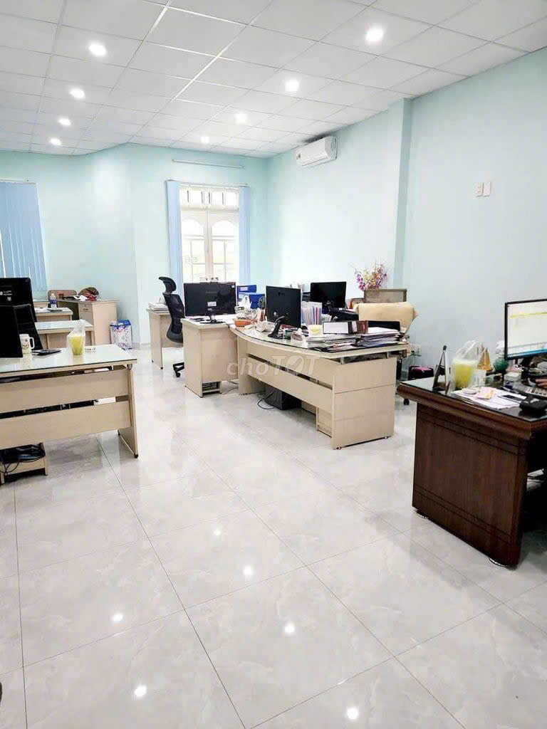 525m2 Townhouse in District 7, Ho Chi Minh, Vietnam No. 25546