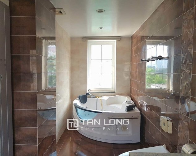 5 bedrooms Villa in Tay Ho, Ha Noi, Vietnam No. 3472