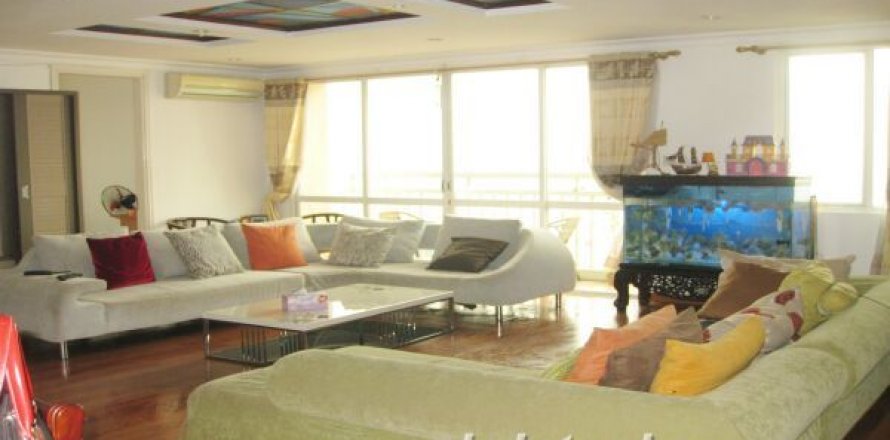 3 bedrooms Apartment in Tay Ho, Ha Noi,  No. 7834