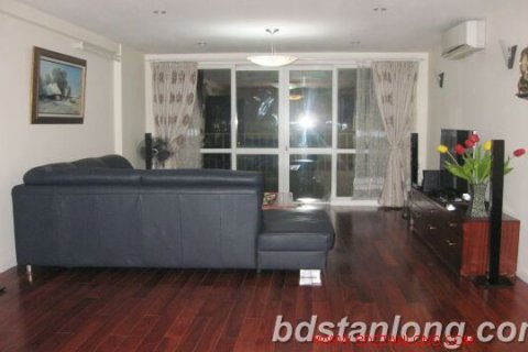 4 bedrooms Apartment in Tay Ho, Ha Noi,  No. 7836 2