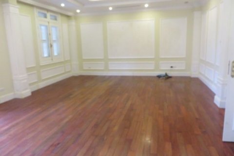 Квартира с 4 спальнями в Тэйхо, Ханой , № 6967 18